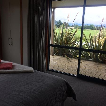 Acheron Cottages Manapouri Ngoại thất bức ảnh