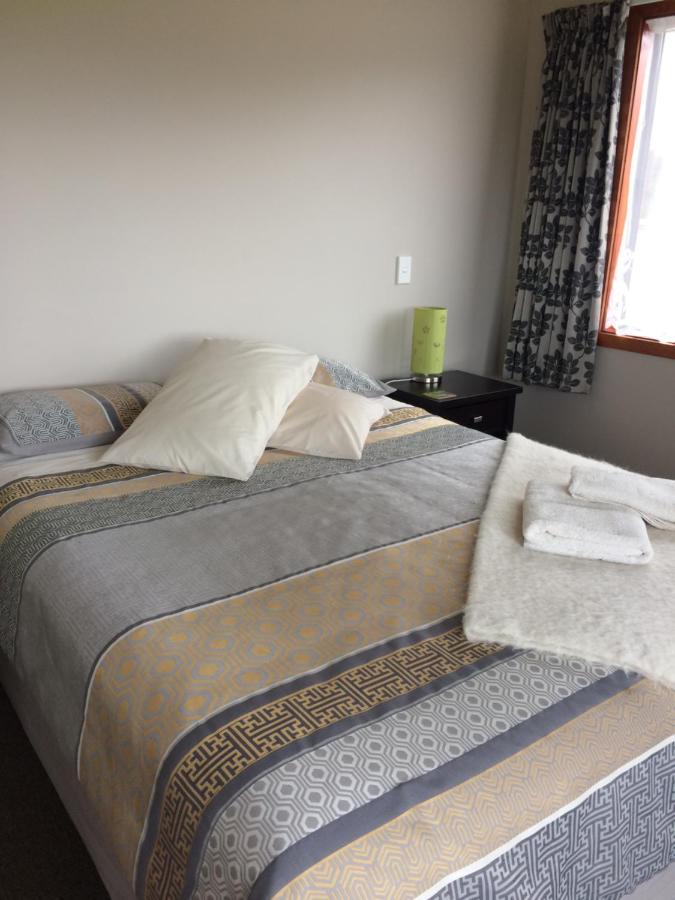 Acheron Cottages Manapouri Ngoại thất bức ảnh