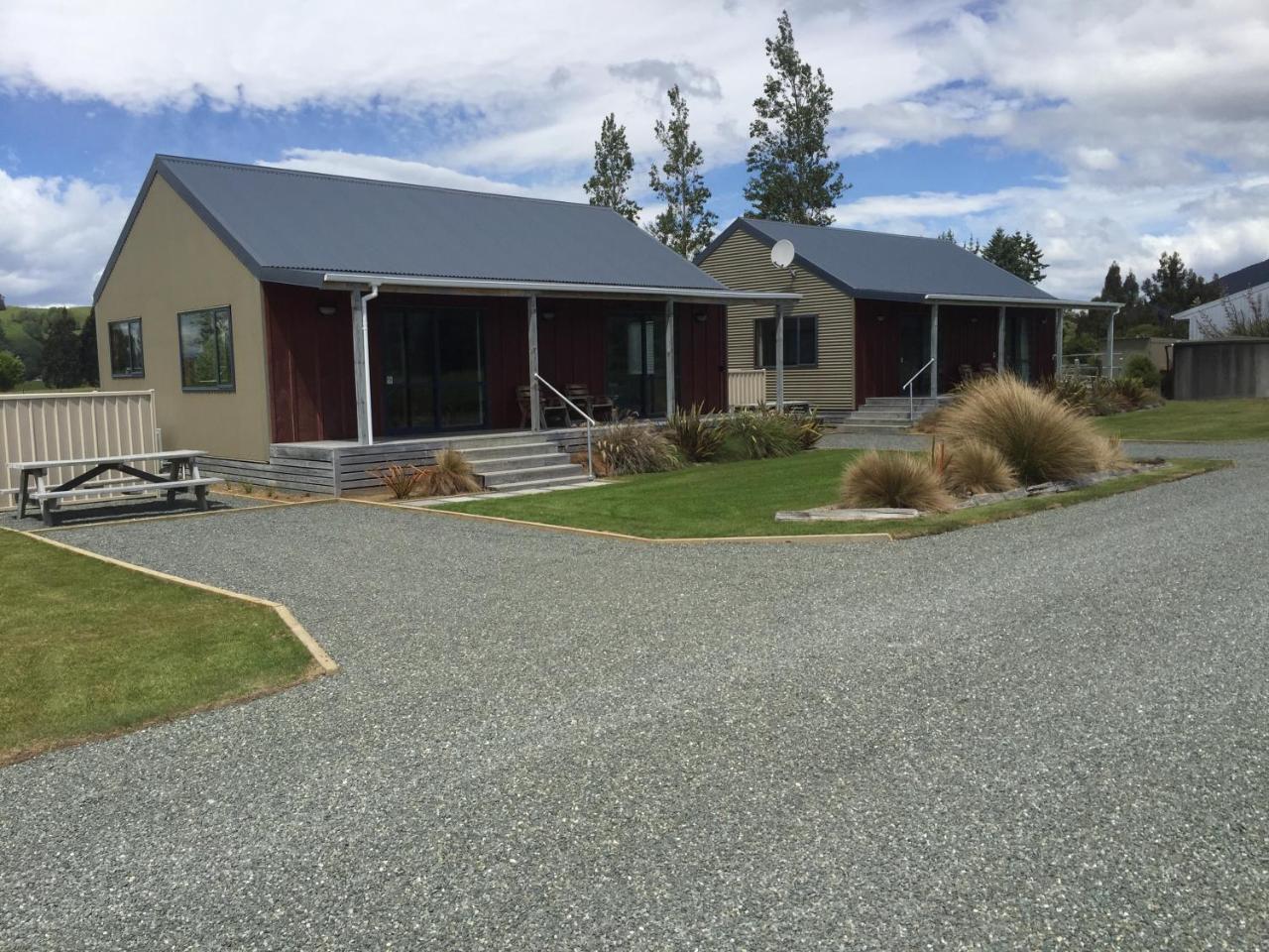 Acheron Cottages Manapouri Ngoại thất bức ảnh